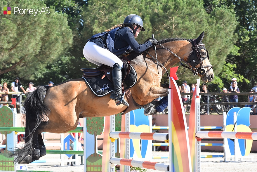 Pauline Scalabre et Dinozzo d'Emery - ph. Poney As