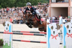 Vaguely Noble Haryns - ph. Marion Poisson