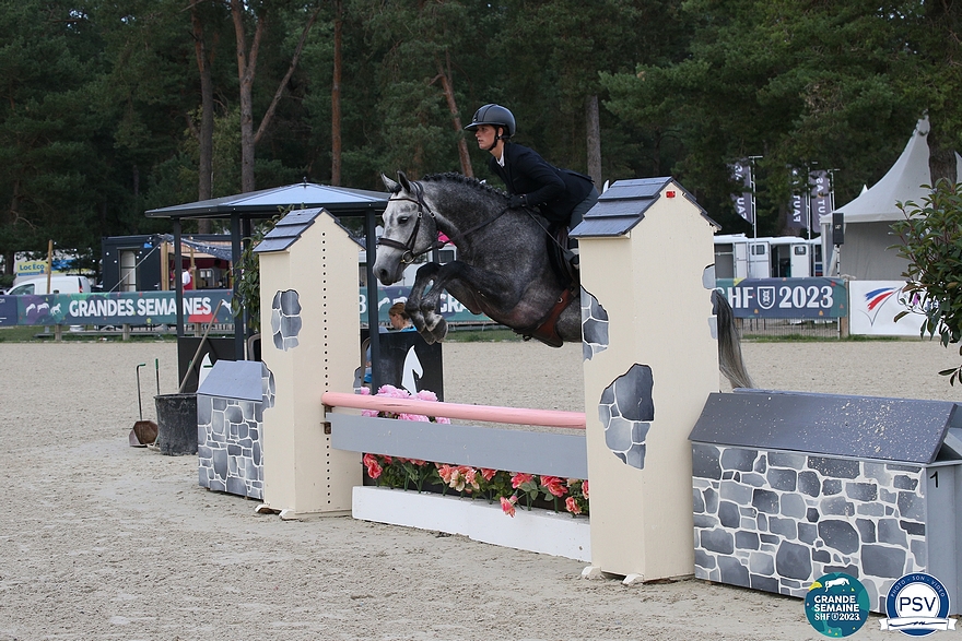 Champion des 5 ans : Itchy de Naulais monté par Marion Bondon – ph. PSV