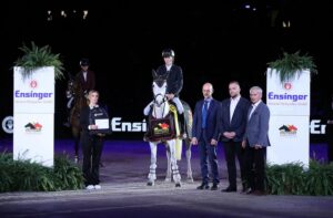 Kian Dore et Sparkling Lackamore Joey sortent victorieux du Grand Prix du FEI Jumping Ponies’ Trophy de Stuttgart - ph. Stuttgart German Masters