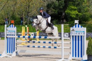 Victoire Estivin et Chivas de Fougnard disputeront le Grand Prix As Poney Elite de Montlouis-sur-Loire – ph. Jumpix