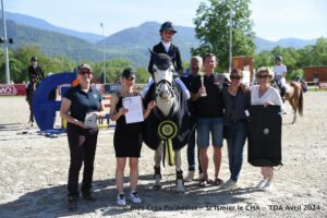 Lola Elgoyhen s'offre un doublé à Saint-Ismier aux rênes d'El Angel de Florys - ph. Inès Créa Pix'Addict