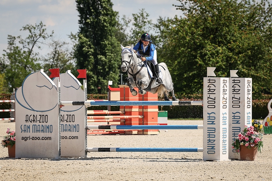 Rachele Zendrini et Helsinki Sereld'Hel, les vainqueurs du Grand Prix du CSIOP de Busto Arsizio – ph. Etrea Sport Horses