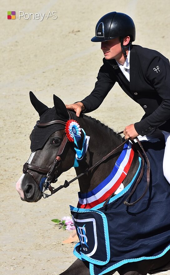 Maguy d’Ecaussinnes et Dylan Ringot – ph. Poney As