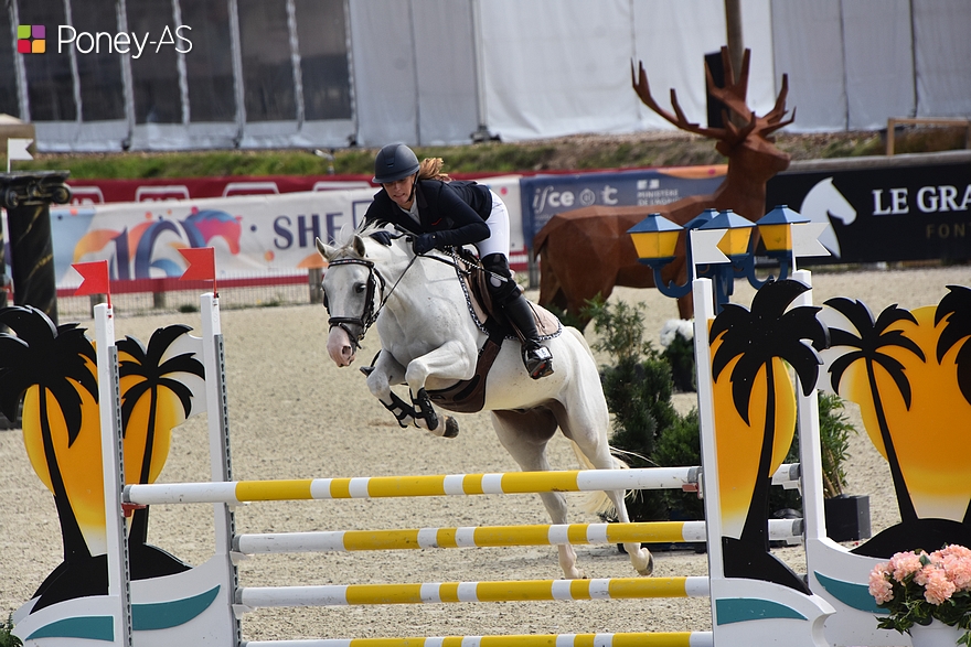 Jetlag de Naulais s’adjuge le titre de champion des 6 ans C associé à Marion Bondon – ph. Poney As