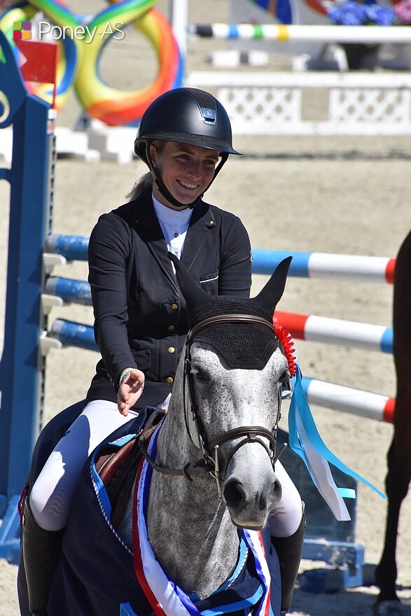 Montée par Morgane Ferchaud, Justice de l’Amazone s’adjuge le titre de championne de France des 6 ans D – ph. Poney As