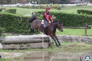 Après son titre de vice-championne des 6 ans de CSO, Jaya du Verdon empoche le titre en concours complet sous la selle de Sarah Sainson - ph. PSV