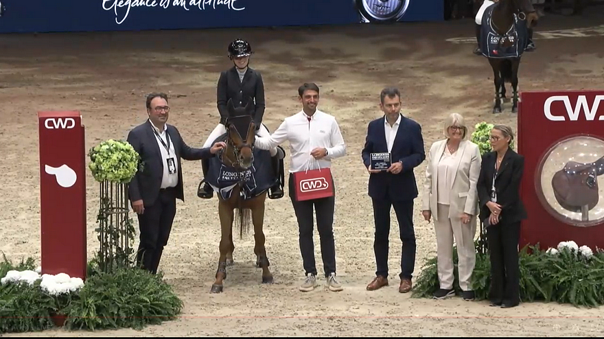 Meilleur couple tricolore du Grand Prix du CSIP de Lyon, Victoire Chapalain et Fantho de l’Étape, qualifiés pour le barrage, sont 4e.