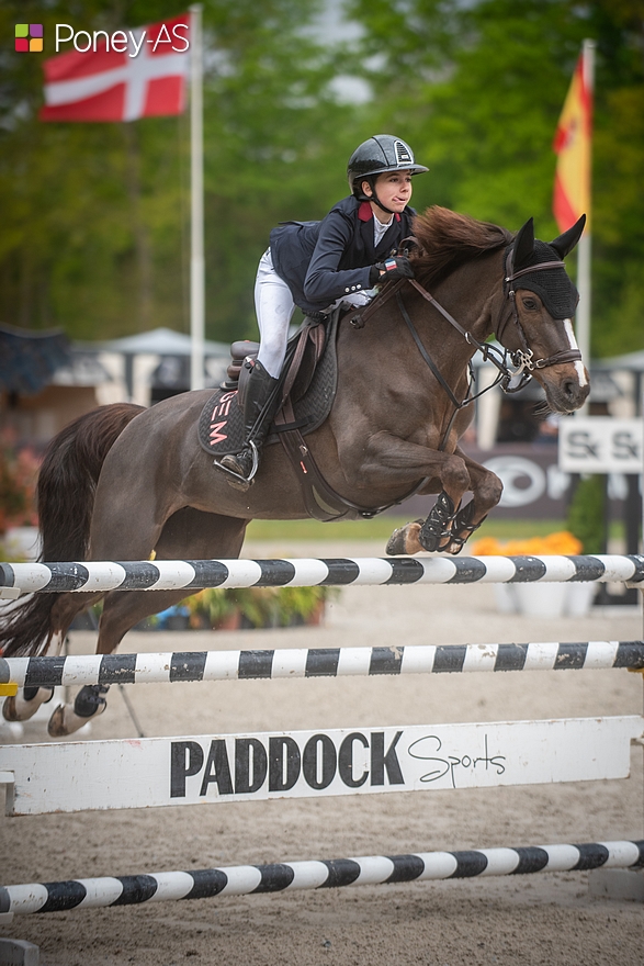 Chloé Calcus et Galinette du Châtelet figurent parmi les cinq couples retenus pour disputer la Coupe des nations de vendredi – ph. Marine Delie