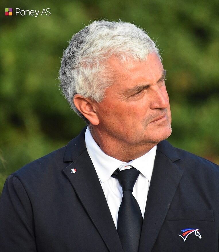 Satisfait de la réaction de ses cavaliers à Opglabbeek, Olivier Bost aborde la Coupe des nations du CSIOP de France avec de réelles ambitions de podium – ph. Poney As