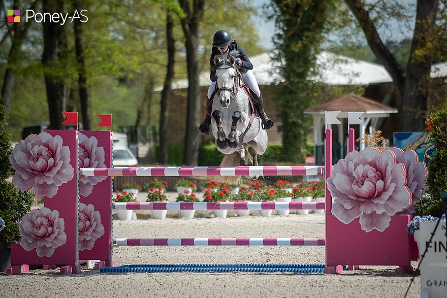 Meghan Besancenot Fayolle et Ivresse de Jomat, victorieuses de l’épreuve de vitesse, se sont qualifiées pour le barrage du Grand Prix As Excellence (0+4), qu’elles ont conclu à la troisième place.