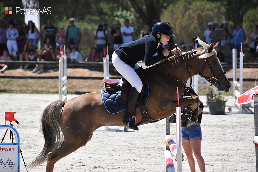 Cléo Pierre et Fanfan du Buhot sont 2e au provisoire - ph. Poney As