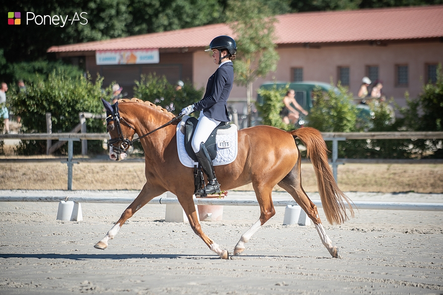 Léna Chimot et DS Chantilly aux championnats de France Grand Prix. Le duo y décrochera le titre de vice-champion de France. Ph. Marine Delie