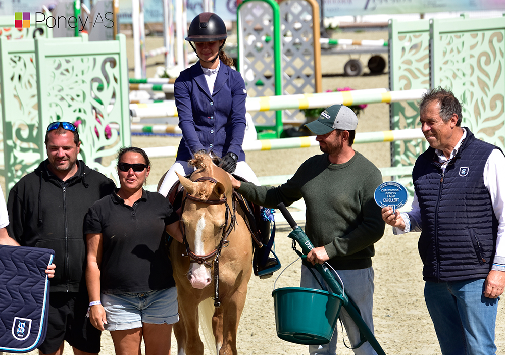 Make Up Sty'Lays est vice-champion de France des 4 ans C sous la monte de Leanne Ordonneau Demichelli - ph. Poney As