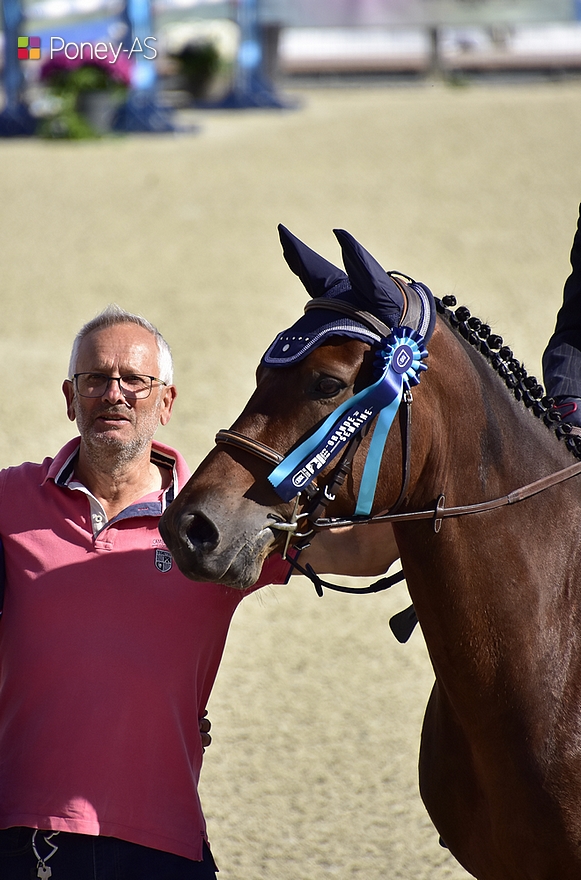 Monté par Nadia Zinck, Limoncello St Vincent s’octroie le titre de vice-champion – ph. Poney As