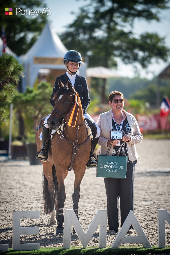 Mathilde Neau et sa ponette Iroquoise Macalo récompensées au CCIP2* du Mans il y a quelques jours - ph. Marine Delie