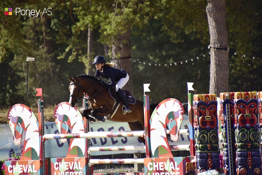 Krafty Grimm One se classe 3e sous la selle de Gladys Secchiutti - ph. Poney As