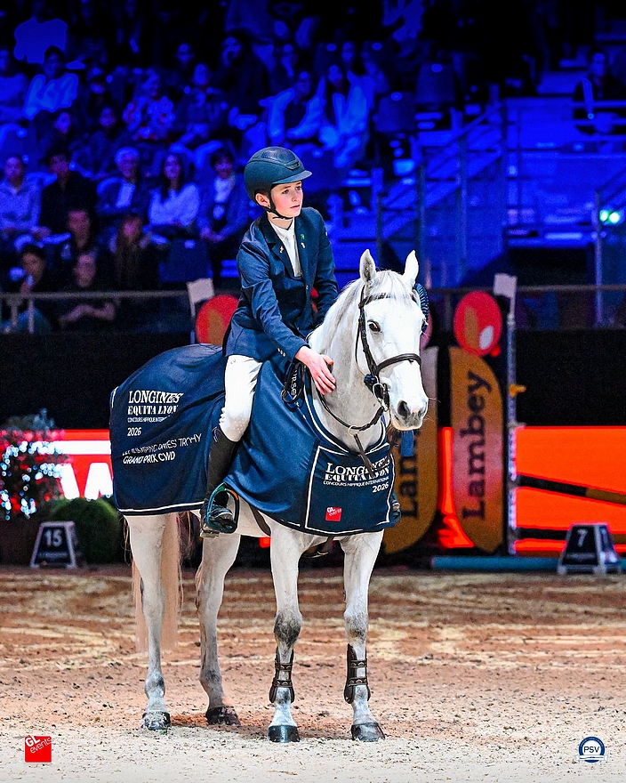 Ted Fagan et Ballyfore Rosie ont décroché la victoire de ce Grand Prix au terme d’un parcours supersonique bouclé en 34’’02 ! - GL events / PSV